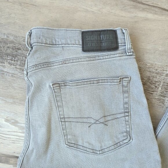 Signature by Levi Strauss Slim Jeans - Picture 7 of 7